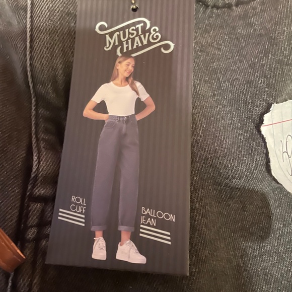 Faded Black Balloon Jeans by Simple Society size 9/29 - Picture 10 of 11